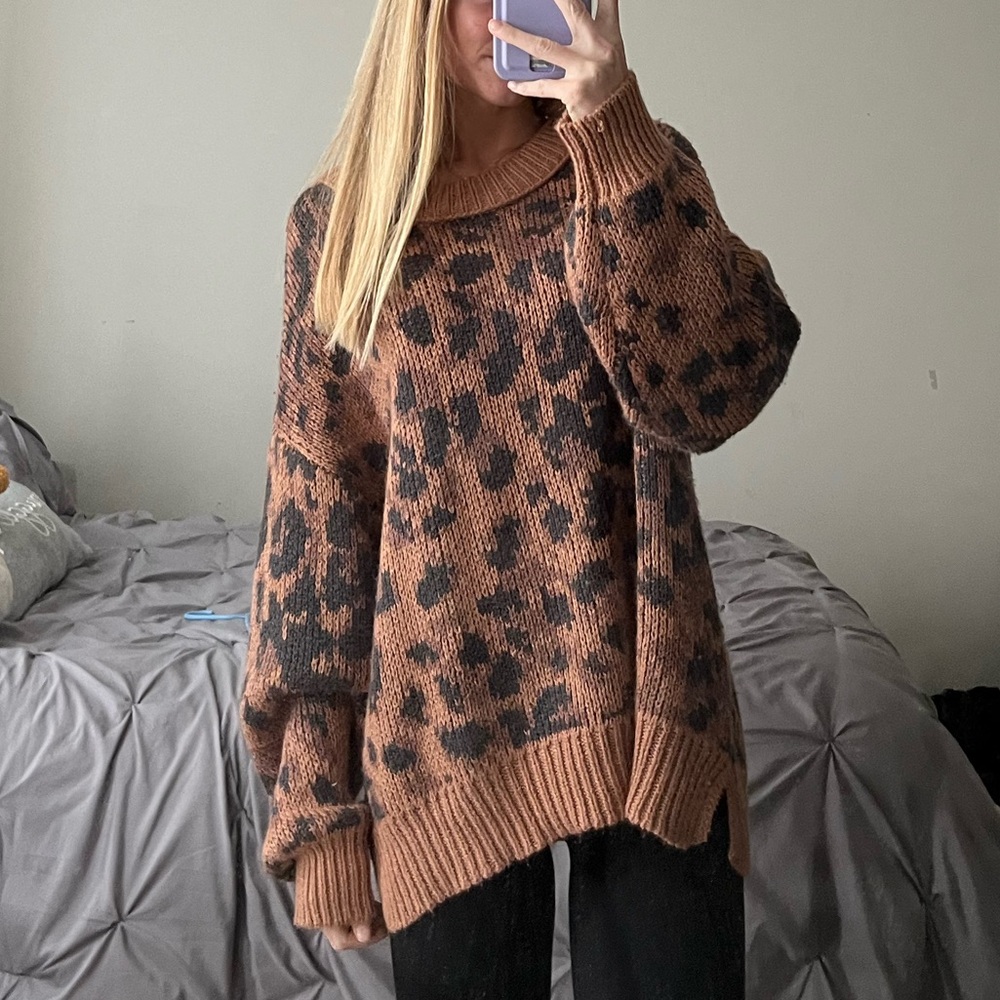 Aerie Sweater | Small | Brown and Black